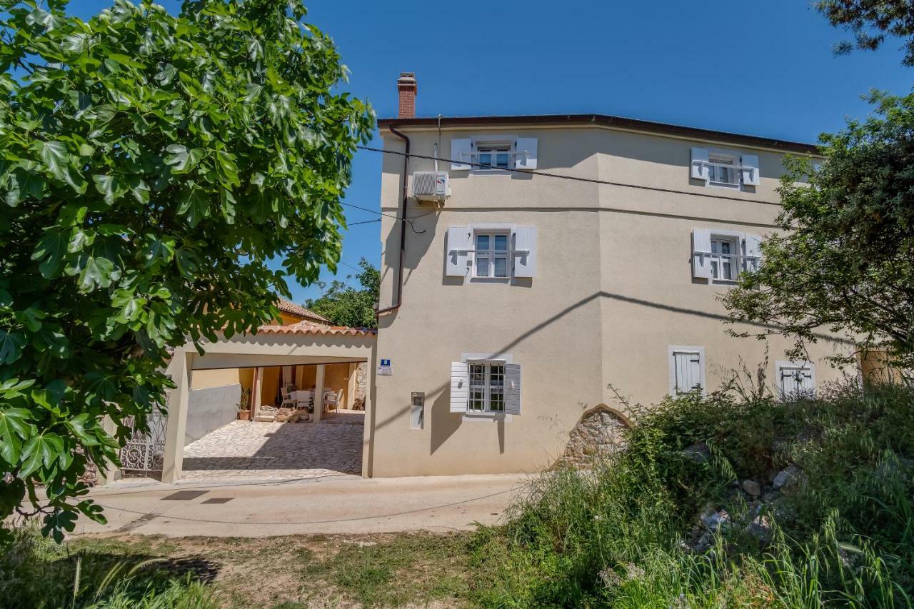 וולי לוסיניי Mediterranes Ferienhaus M. Terrasse מראה חיצוני תמונה